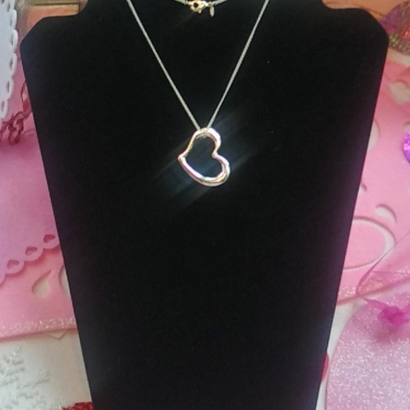 ❣️ HP ❣️AVON rhinestone heart pendant - Picture 5 of 6